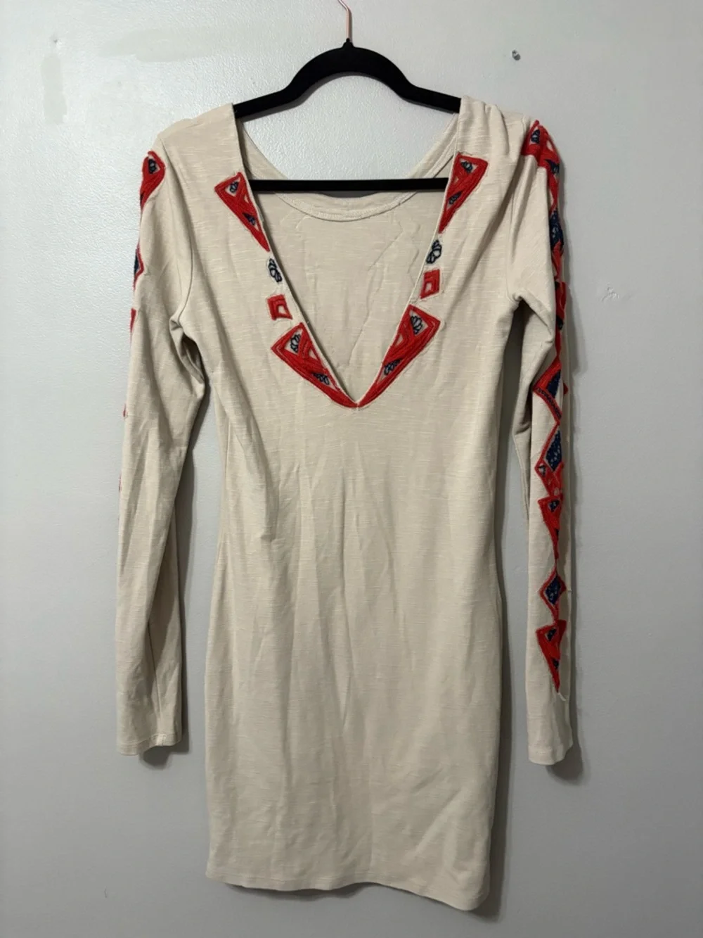 Free People Beige Long Sleeve Bodycon Dress with Red Geometric Motif - Picture 6 of 7